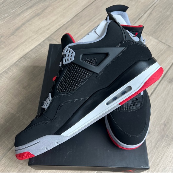 JORDAN 4 RETRO BRED (2019) - Picture 4 of 9